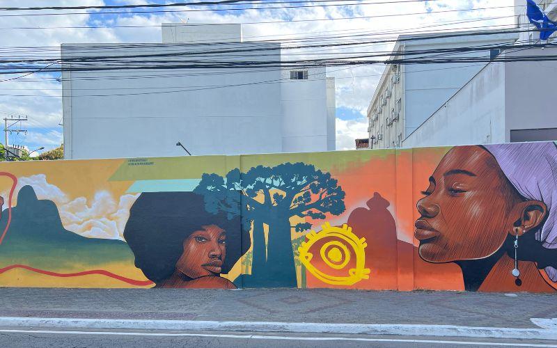 Macaé ganha Mural da Identidade Negra do grafiteiro Talu