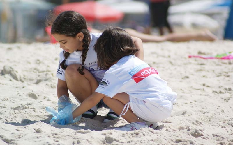 Mutirão de Limpeza na Praia de Copacabana