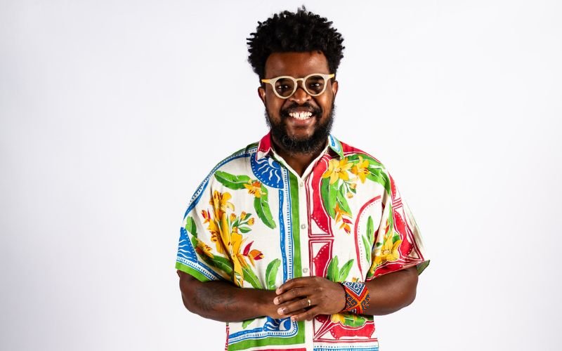 Nego Álvaro na árvore de natal da Praia de Botafogo