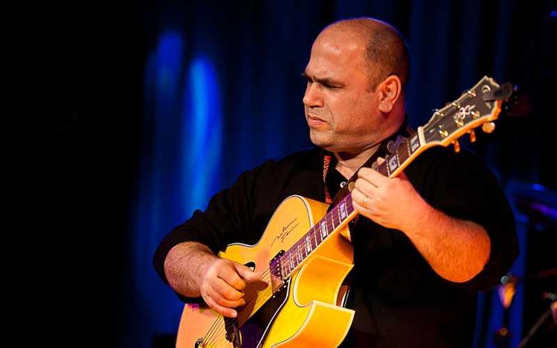 Show Nelson Faria Quarteto se apresenta no Espaço Cultural BNDES