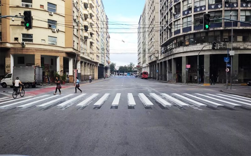 Niterói proíbe publicidade de bets em espaços públicos e na rua