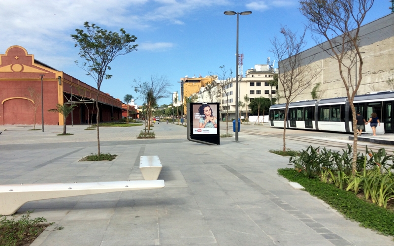 Passeio pela orla portuária