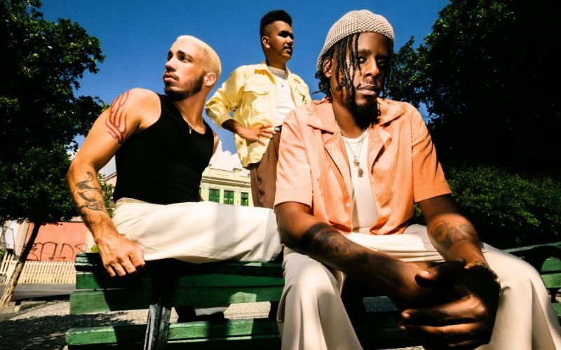 Os Garotin lança novo álbum com show no Circo Voador
