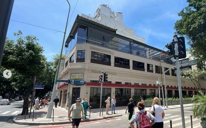 Padaria Ipanema reabre totalmente renovada e com missa na rua, confira as imagens