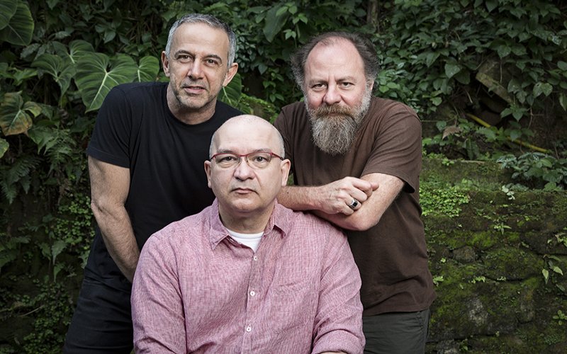 UFRRJ concede título de Doutor Honoris Causa aos Paralamas do Sucesso