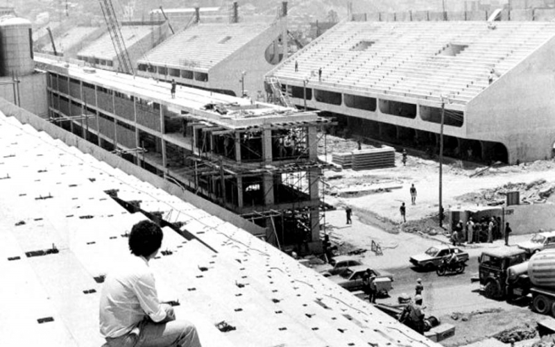 Construída em tempo recorde, passarela do samba faz 38 anos ainda mais bonita