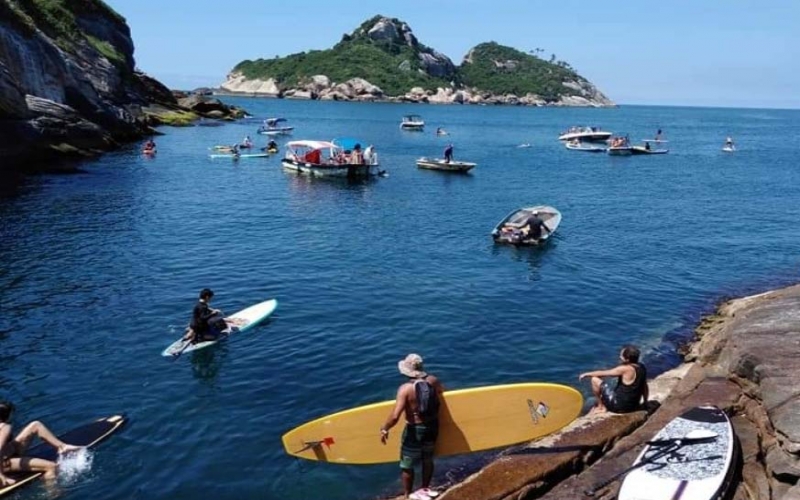 Passeio de barco nas Ilhas Tijuca, mergulhe em águas cristalinas