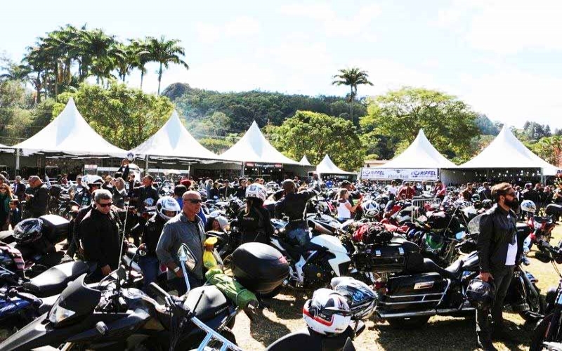 Encontro Internacional de Motociclistas de Penedo: 10 bandas, DJs, gastromia, cervejas artesanais e lojas