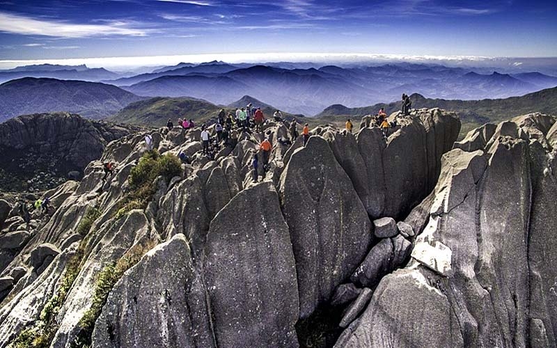 Pico das Agulhas Negras, com 2.790m de altitude, é o ponto culminante do estado do Rio