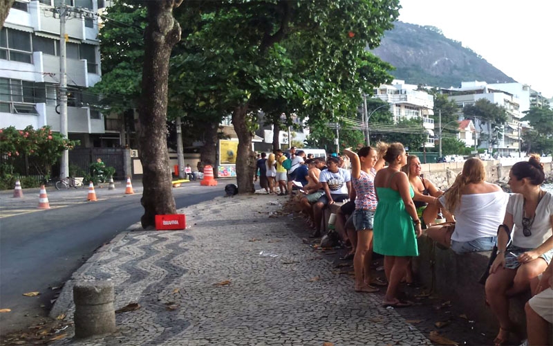 Mureta do Pobreta da Urca: beber mais e gastar menos