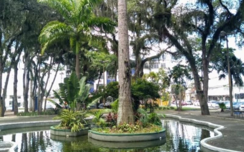 Macaé entrega obras de modernização na Praça Veríssimo de Melo