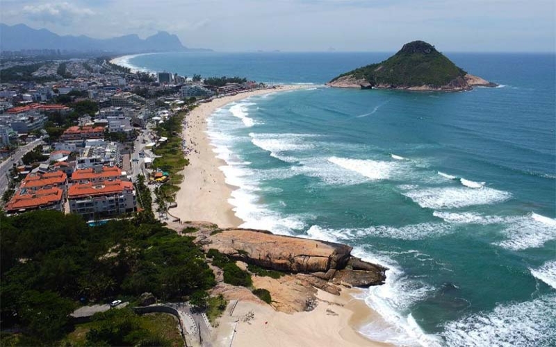 Rio Surf Festival 2024 movimenta a Praia da Macumba