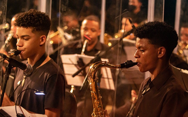 Orquestra Sinfônica Jovem Fluminense (OSJF) estreia no Theatro Municipal com participação de João Bosco