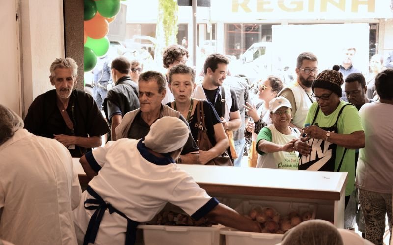 Teresópolis passa a contar com café da manhã a R$ 0,50 e quentinhas gratuitas