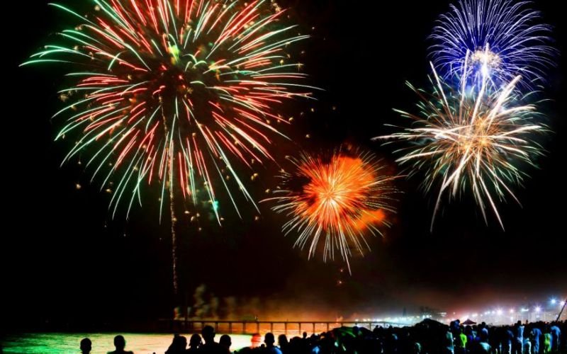 Réveillon de Rio das Ostras terá cascata invertida e fogos musicados