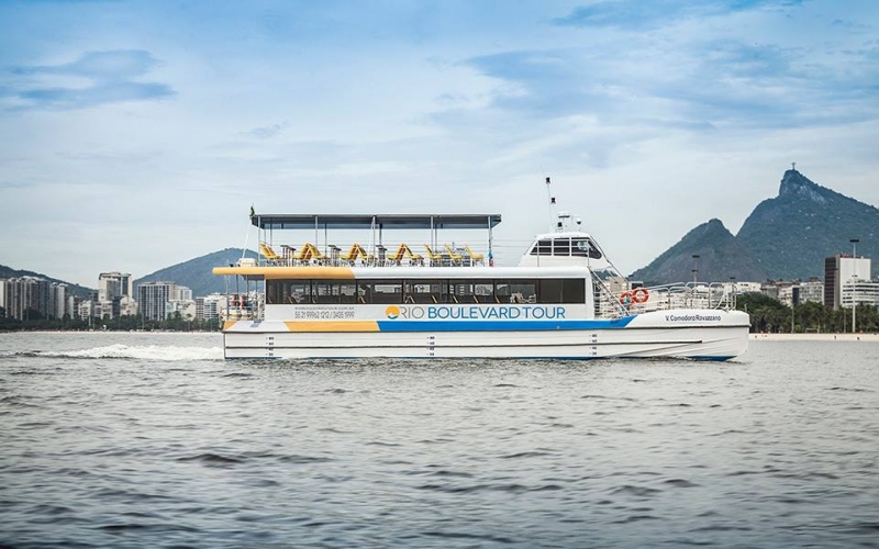 Passeio de Catamarã na Baía de Guanabara