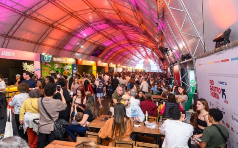 Rio Gastronomia 2026: restaurantes, shows, aulas com chefs e atrações no Jockey Club