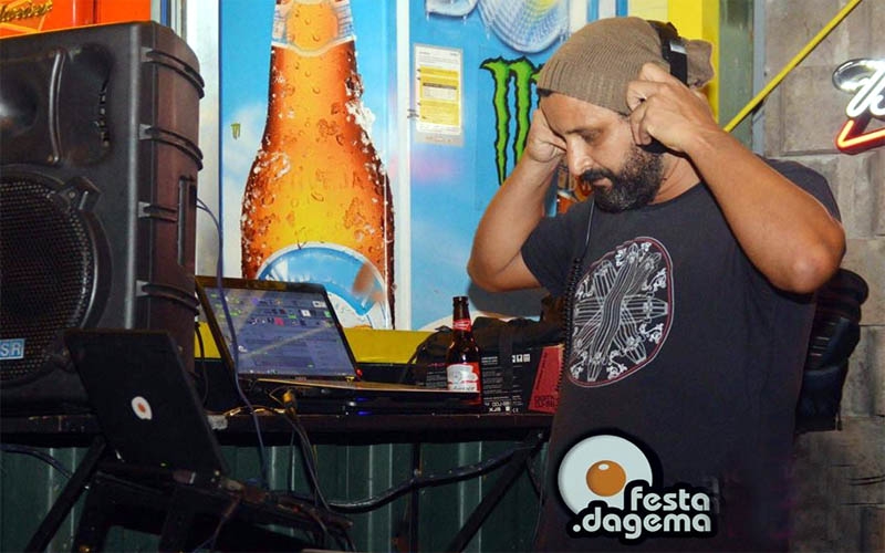 Festa DaGema no Bar Estrelas da Babilônia