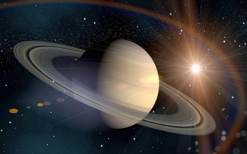 Lua vai ficar próxima do planeta Saturno na noite deste sábado e observação poderá ser a olho nú