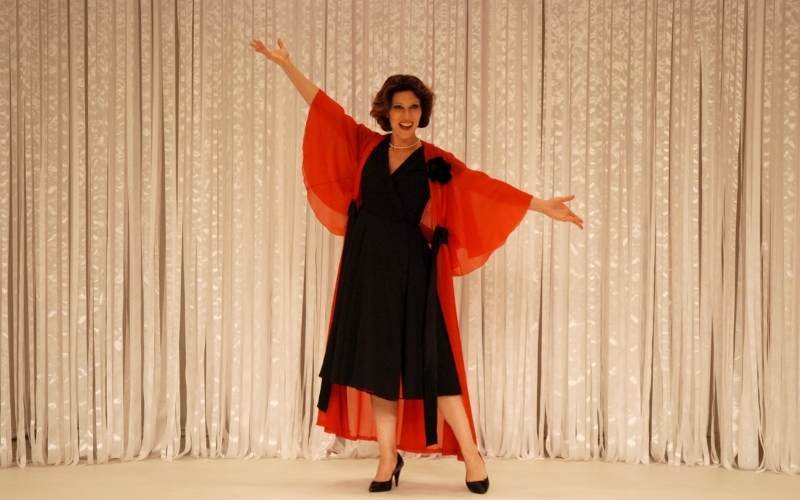 “Simplesmente Eu, Clarice Lispector” retorna ao Teatro Fashion Mall em nova temporada com Beth Goulart