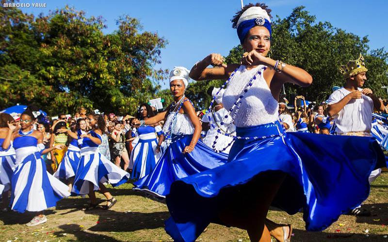 Mitologia dos Orixás: Um Encontro de Cinema, Música e Tradição Afro-Brasileira