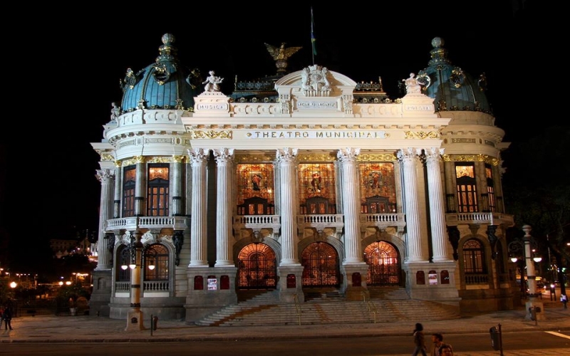 108 anos do Theatro Municipal do Rio tem programação intensa