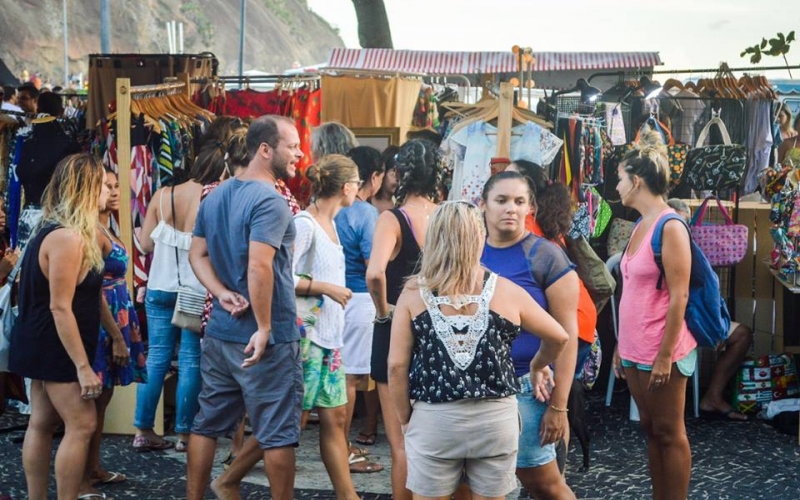 Feira Tô na Rua Black no Leme