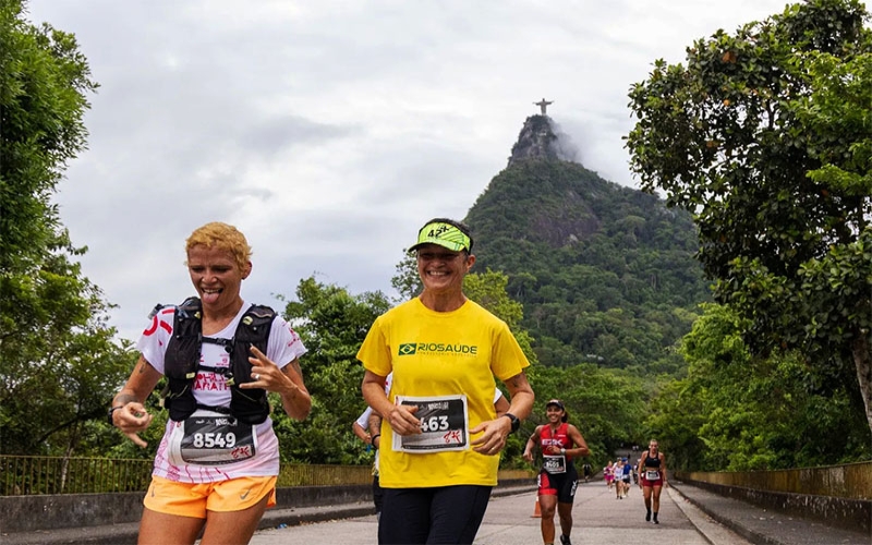 Desafio nas alturas: Corcovado recebe maratona de resistência