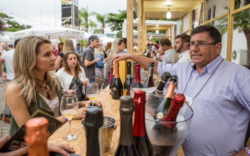 Vinho na Vila no Parque das Ruínas