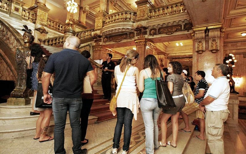 Visitas guiadas ao Theatro Municipal do Rio de Janeiro