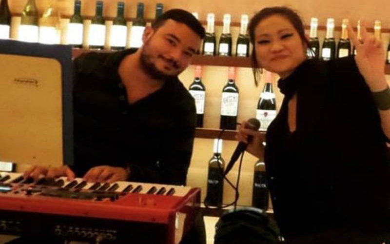 Yumi Park & Anderson Cardozo fazem show na Cobal